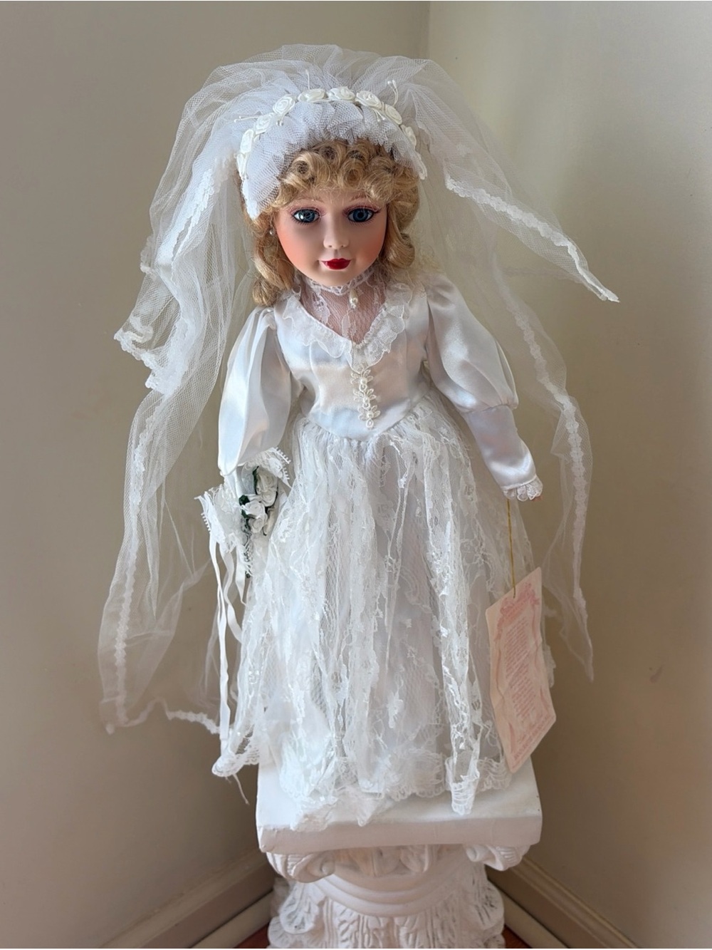 Classic White Bridal Doll with Lace Veil - Kids Toys Dolls & Accessories